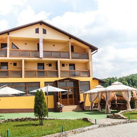 Pensiunea Nicol Hotel Valea Iasului Екстериор снимка