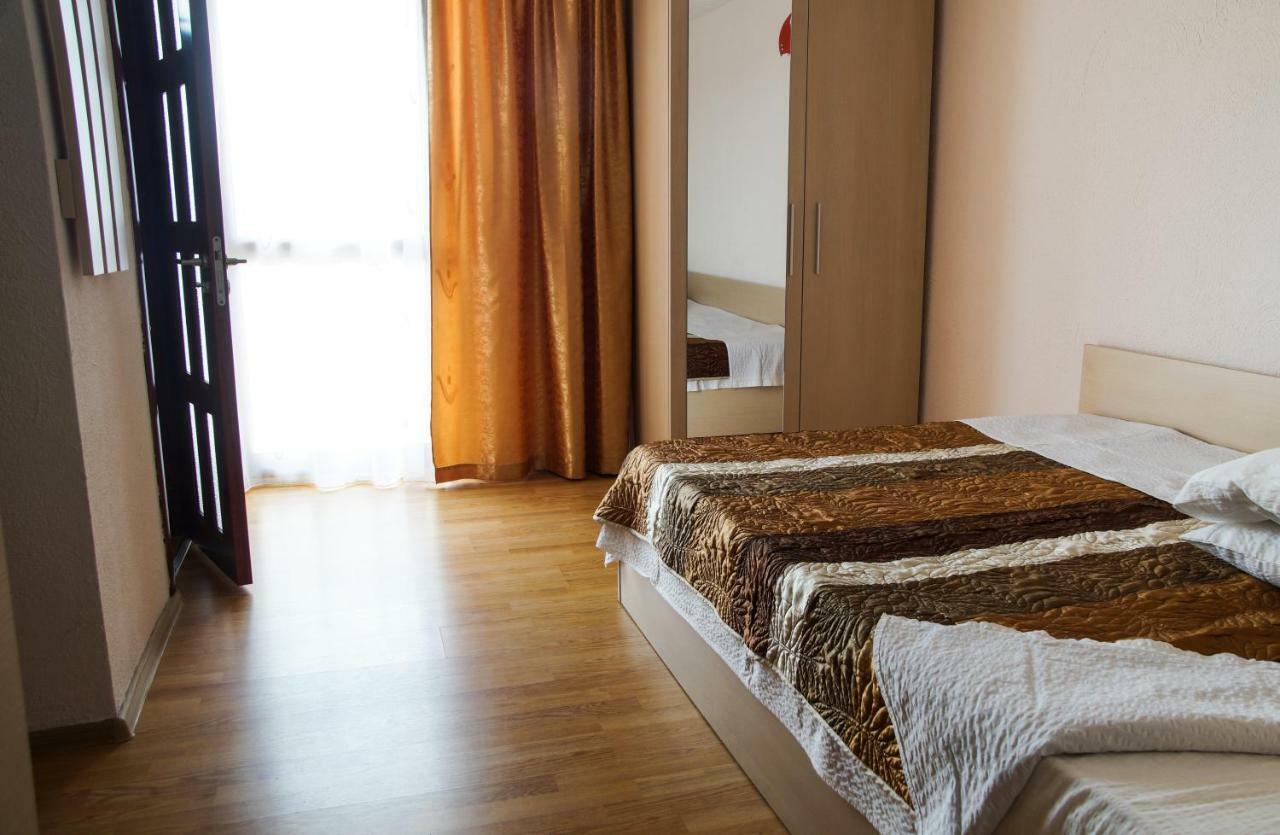 Pensiunea Nicol Hotel Valea Iasului Екстериор снимка